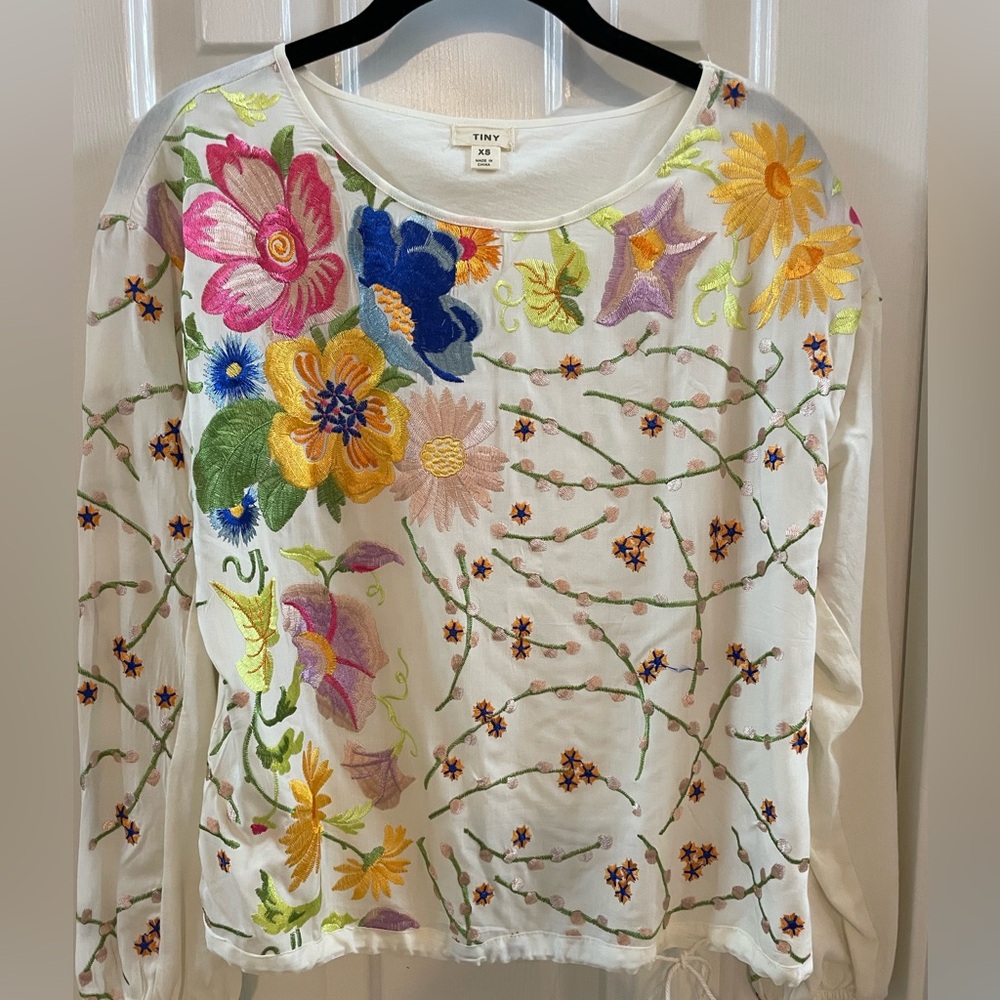 Tiny Embroidered Floral White Long-Sleeve Top